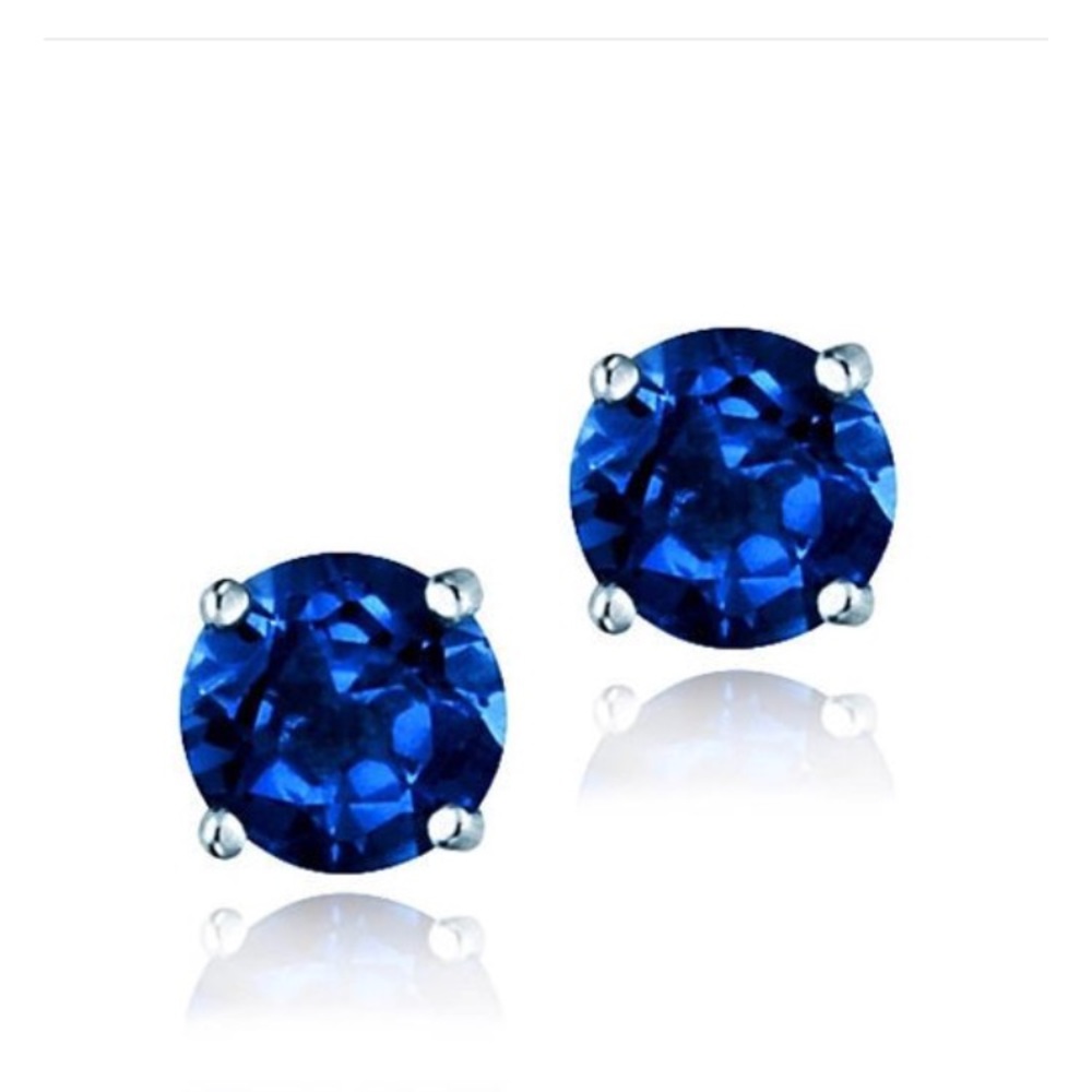 2CT Sterling Silver Stud Earrings 8mm